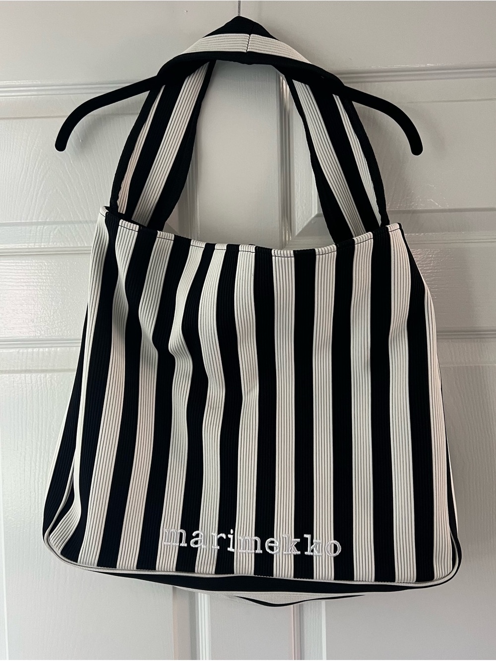 Marimekko Large Knitted Merirosvo Shoulder Bag - Picture 2 of 4